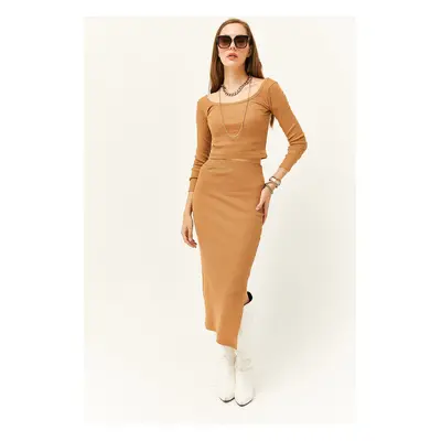 Olalook Women's Camel Open Collar Long Sleeve Blouse Slit Skirt Suit