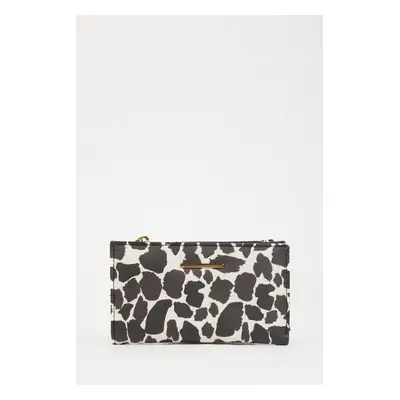 DEFACTO Women's Patterned Faux Leather Wallet