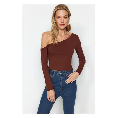 Trendyol Brown One-Shoulder Cotton Slim Fit Crop Knitted Blouse