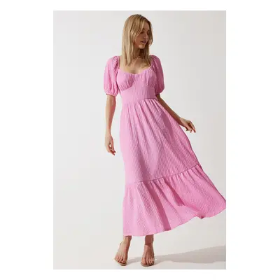 Happiness İstanbul Women's Pink Heart Collar Textured Summer Knitted Dress