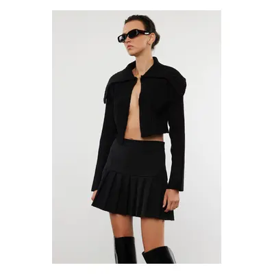 Trendyol Black Super Crop Soft Textured Knit Cardigan