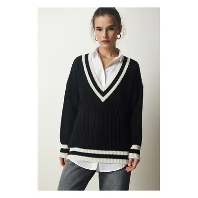 Štěstí İstanbul Dámské černé V-Neck Stripe Detailní oversize pletený svetr