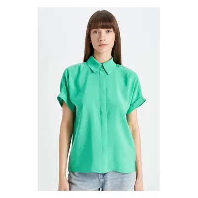 DEFACTO Oversize Wide Fit Short Sleeve Shirt