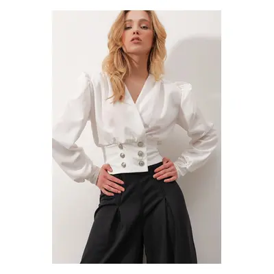 Trend Alaçatı Stili Women's White Double Breasted Collar Princess Cuff Button Detailed Crop Blou