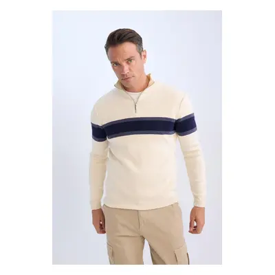 DEFACTO Men's Beige Standard Fit Regular Cut Turtleneck Half Zipper Striped Knitwear Sweater