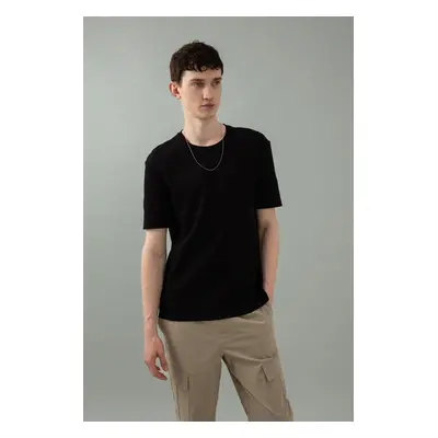 DEFACTO Regular Fit Crew Neck Basic Solid Short Sleeve T-Shirt