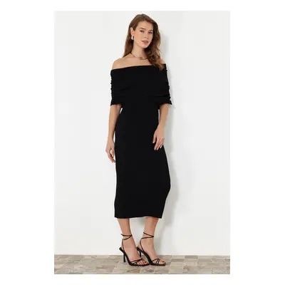 Trendyol Black Plain Maxi Carmen Collar Knit Dress