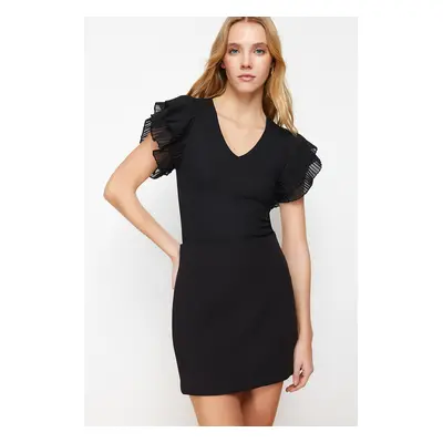 Trendyol Black Sleeves Tulle Detailed Fitted V-neck Stretchy Knitted Blouse