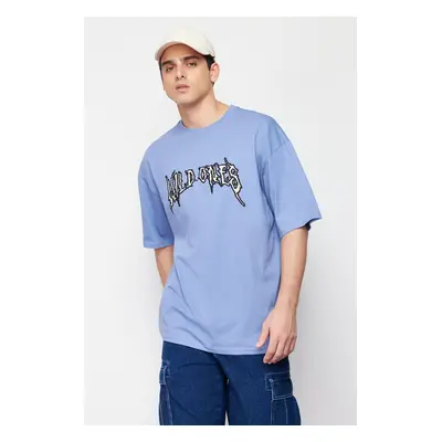 Trendyol Blue Oversize Special Embroidered 100% Cotton T-Shirt