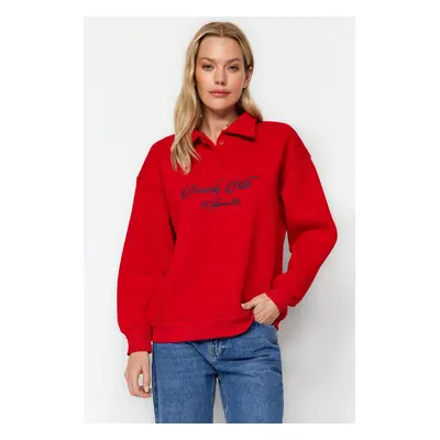 Trendyol Red Shirt Collar Embroidered Regular Fit Fleece Inside Knitted Sweatshirt