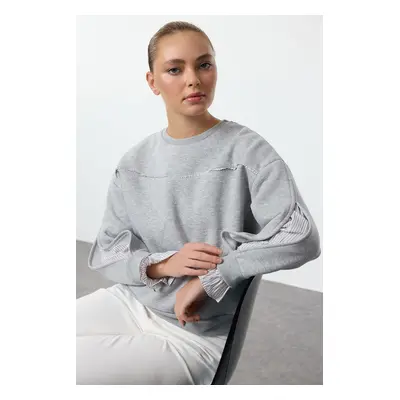 Trendyol Gray Melange Woven Detailed Relaxed/Comfortable Fit Thick Fleece Inside Knitted Sweatsh