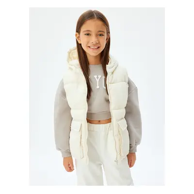 Koton Basic Puffer Vest Hooded