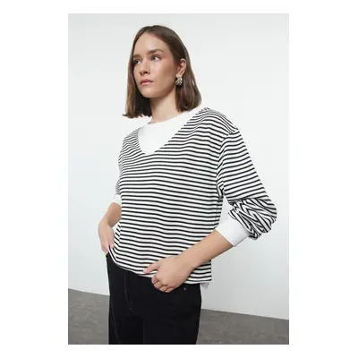 Trendyol Black Color Blocked Striped Oversize/Wide Fit Collar Thick Knitted Sweatshirt