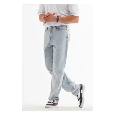 52334 Dewberry Baggy Fit Relaxed Cut Hlt Loose Mens Jeans-ICE BLUE