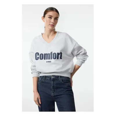 Trendyol Grey Melange Slogan Printed Regular/Normal Pattern Thick Polar Fleece Knitted Sweatshir