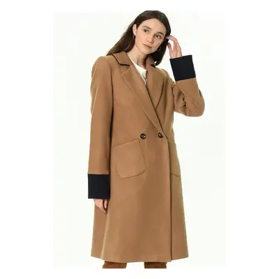 Z6640 DEWBERRY LADIES' COAT-LIGHT CAMEL