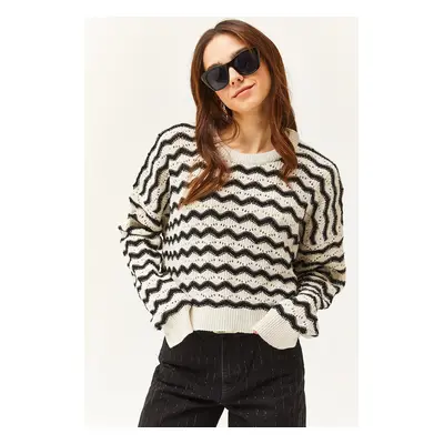 Olalook Women's Ecru Black Wave Striped Openwork Seasonal Knitwear Blouse