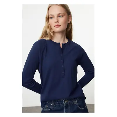 Trendyol Navy Blue Buttoned Regular Cut Ribbed Flexible Regular Length Knitted Blouse