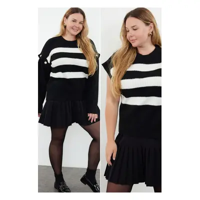 Trendyol Curve Black Striped Sleeves Removable Functional Knitwear Sweater