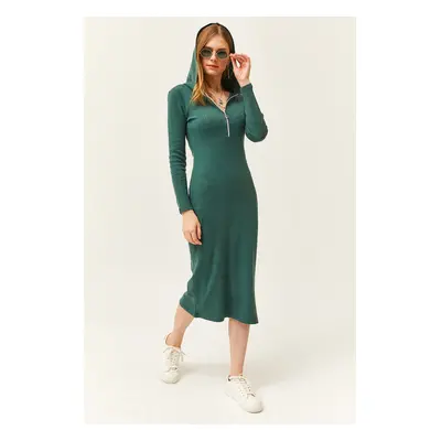 Olalook Women's Green Zippered Hooded Thick Ribbed Midi Dress Elb