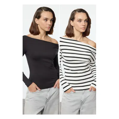 Trendyol Black-Black Striped Soft Touch/Soft Fabric Fitted Stretchy Knitted Blouse