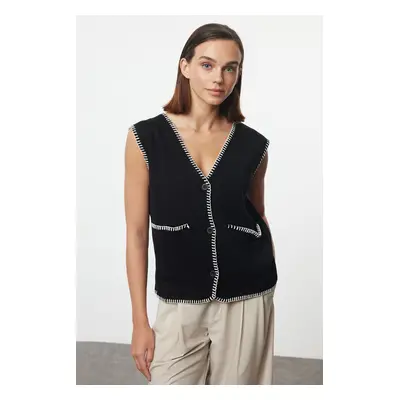 Trendyol Black Regular V Neck Color Block Vest