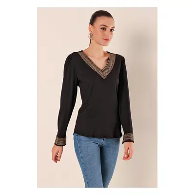 Bigdart Embroidered V Neck Knitted Blouse - Black