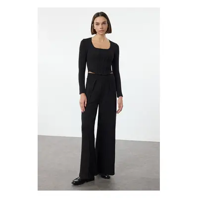 Trendyol Black Pleated Detail Wide Leg Trousers