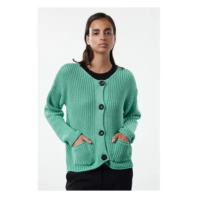 Trendyol Green Wide Pattern Thick Basic Knitwear Cardigan