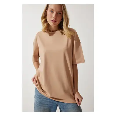 Happiness İstanbul Women's Dark Beige Crew Neck Basic Oversize Knitted T-Shirt