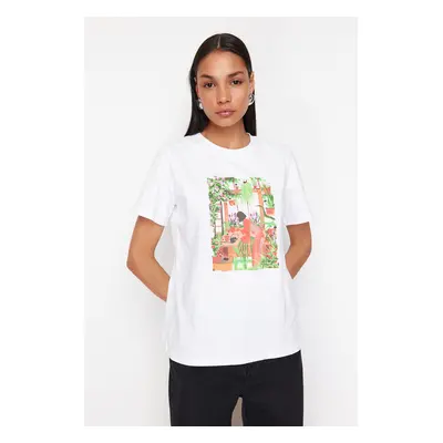 Trendyol White Printed and Stone Embroidered Regular/Normal Pattern Knitted T-Shirt