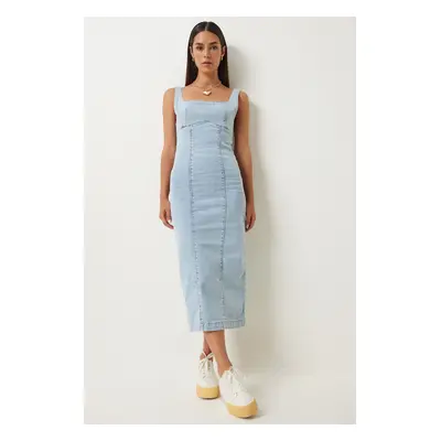 Happiness İstanbul Women's Light Blue Zipper Strap Midi Denim Dress