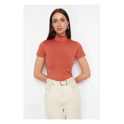 Trendyol Cinnamon Fitted/Fitting Zip Collar Short Sleeve Stretch Knitted Blouse