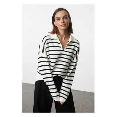 Trendyol Ecru Wide Pattern Polo Collar Striped Knitwear Sweater