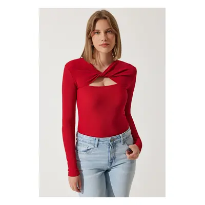 Happiness İstanbul Women's Red Cut Out Detailed Corded Knitted Blouse