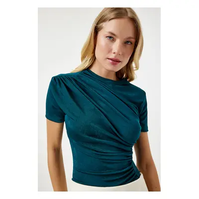 Happiness İstanbul Women's Emerald Green Gathered Detailed Viscose Blouse