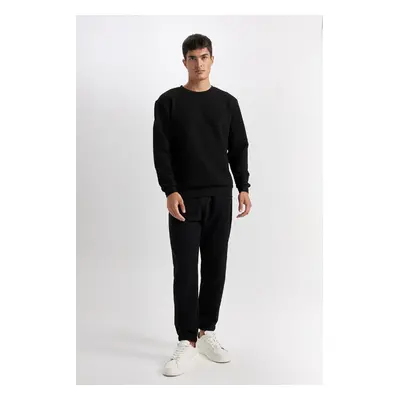 DEFACTO Fit Black Standard Fit Regular Cut Jogger Sweatpants