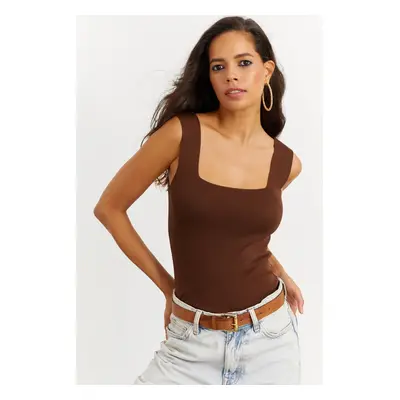 Cool & Sexy Women's Brown Square Collar Knitwear Blouse YV87