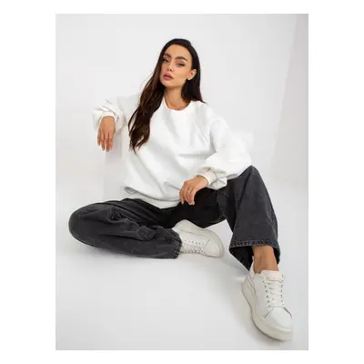 Sweatshirt-EM-BL-01.92-ecru