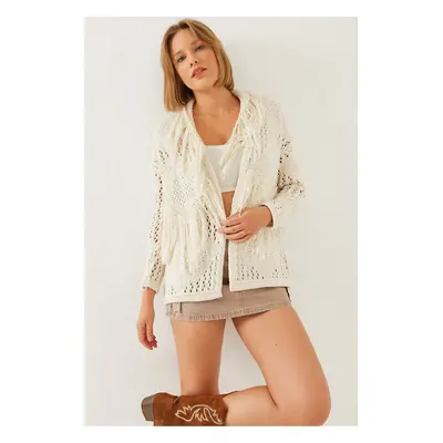 Bianco Lucci Women's Fringed Knitted Cardigan