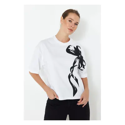 Trendyol White 100% Cotton Ribbon Printed Oversize/Wide Fit Crew Neck Knitted T-Shirt