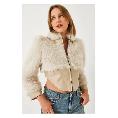 Bianco Lucci Women's Leather Garni Detailed Crop Faux Fur Jacket