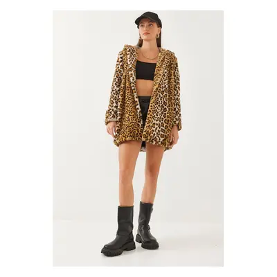 Bianco Lucci Women's Hooded Leopard Patterned Fur