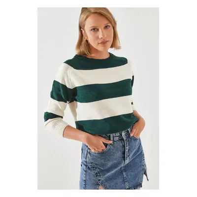 Bianco Lucci Women's Striped Sweater Raglan