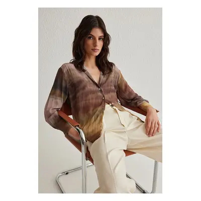 Trendyol Multicolored Color Transitional Chiffon Fabric Regula Regular Pattern Woven Shirt