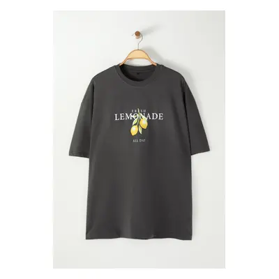 Trendyol Anthracite Oversize/Wide Cut Crew Neck Lemon Printed Plus Size T-Shirt