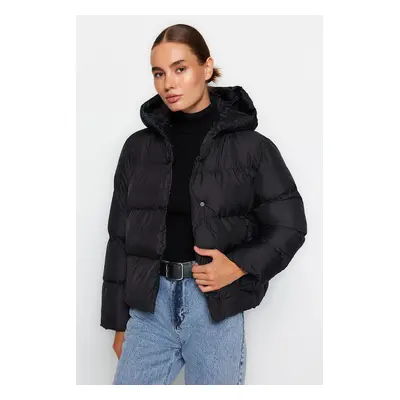 Trendyol Black Oversize vodoodpudivý nafukovací kabát s kapucí