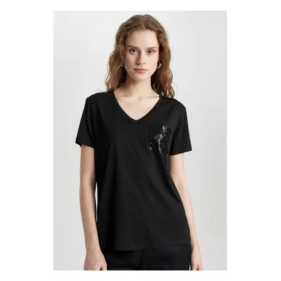 DEFACTO Regular Fit V Neck Short Sleeve T-Shirt