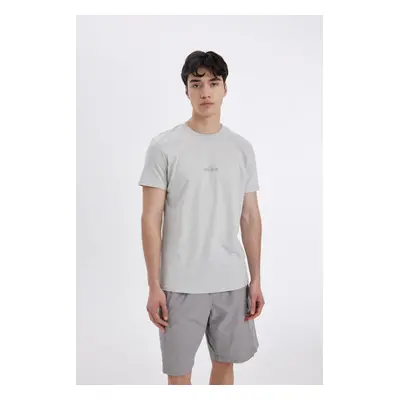 DEFACTO Slim Fit Slim Cut Crew Neck Printed Short Sleeve T-Shirt