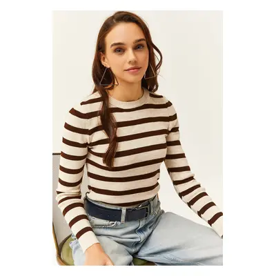 Olalook Women's Bitter Brown Crew Neck Striped Knitwear Crop Sweater